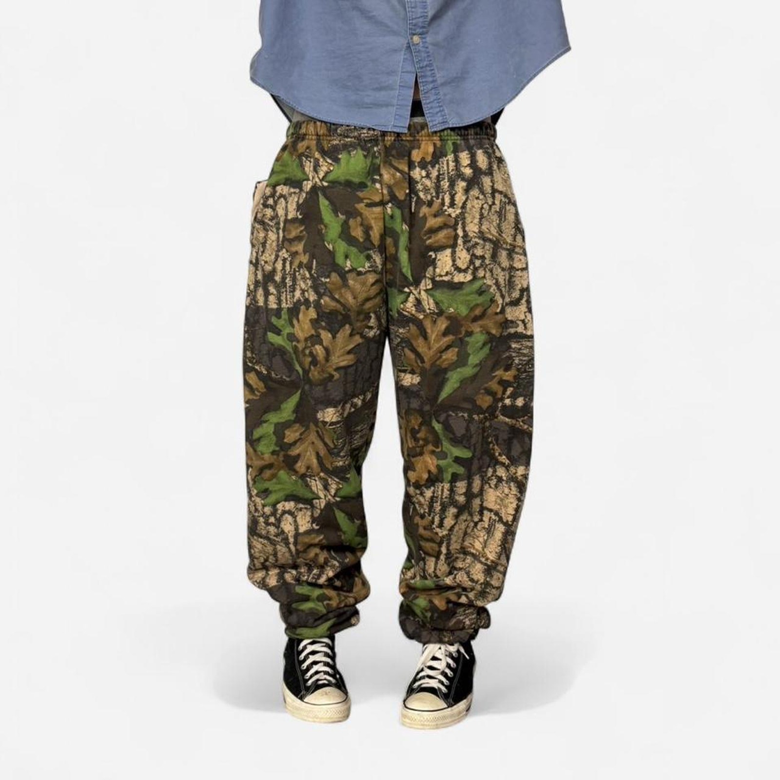 90s Baggy Camo Sweatpants